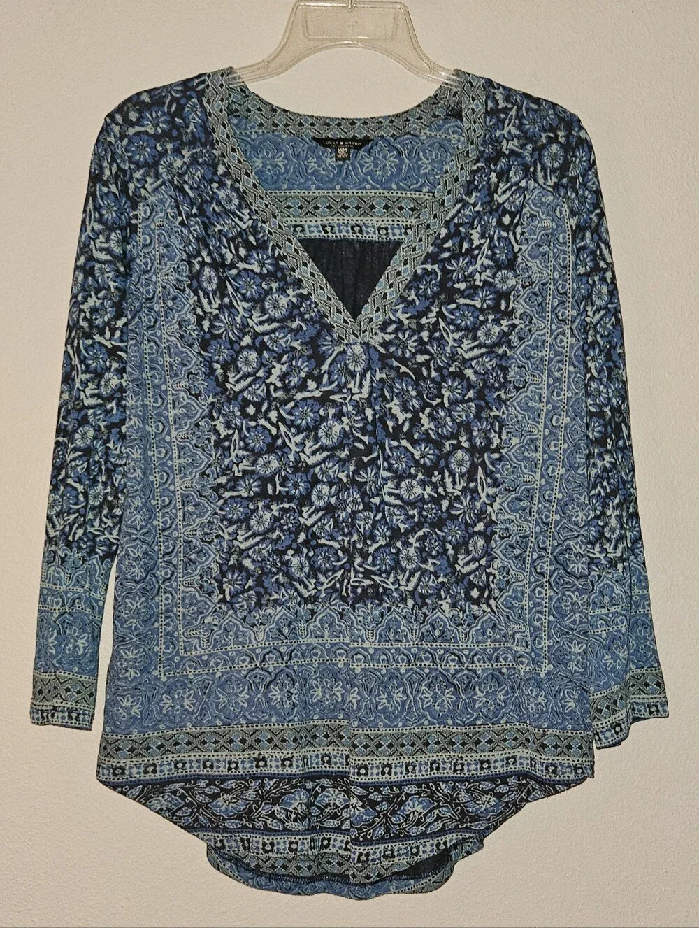 Boho V-Neck Floral Print Women's Top in Blue - Picture 8 of 8